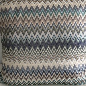 Missoni Masuleh 23” pillow
